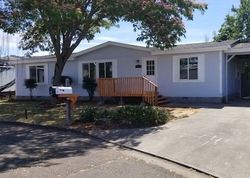 Pre-foreclosure Listing in ADAMS LOOP ROSEBURG, OR 97471