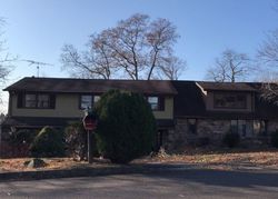 Pre-foreclosure Listing in GREEN MEADOW CIR SOUTHAMPTON, PA 18966