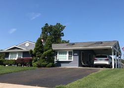 Pre-foreclosure Listing in THIMBLEBERRY LN LEVITTOWN, PA 19054