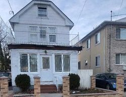 Pre-foreclosure Listing in 220TH ST QUEENS VILLAGE, NY 11429