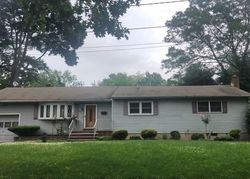 Pre-foreclosure Listing in FLORENCE AVE PISCATAWAY, NJ 08854