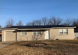 Pre-foreclosure in  E 19TH ST Tulsa, OK 74128