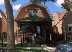 Pre-foreclosure in  N KEDVALE AVE Chicago, IL 60651