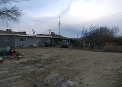 Pre-foreclosure in  40TH ST W Lancaster, CA 93536