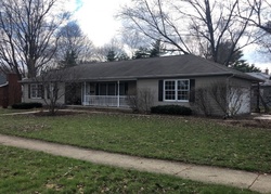 Pre-foreclosure Listing in LINCOLN PKWY CRYSTAL LAKE, IL 60014