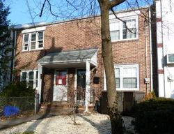 Pre-foreclosure Listing in VICTORY CT METUCHEN, NJ 08840
