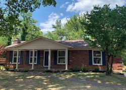 Pre-foreclosure in  SOMERFORD RD Louisville, KY 40242