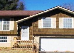 Pre-foreclosure in  FLORADORA DR Belleville, IL 62220