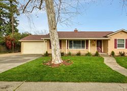 Pre-foreclosure Listing in GIBSON RD WOODLAND, CA 95695