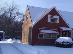 Pre-foreclosure in  S DOBSON AVE Chicago, IL 60628