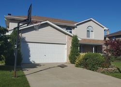 Pre-foreclosure Listing in SAYRE AVE OAK FOREST, IL 60452