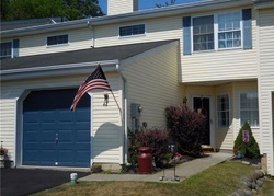 Pre-foreclosure Listing in POND HILL LN WALDEN, NY 12586