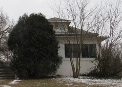 Pre-foreclosure Listing in HIGHLAND AVE GLEN ELLYN, IL 60137