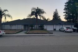 Pre-foreclosure in  20TH AVE Kingsburg, CA 93631