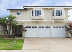 Pre-foreclosure Listing in LA GRANADA AVE FOUNTAIN VALLEY, CA 92708