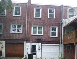 Pre-foreclosure Listing in S GARFIELD AVE GLENOLDEN, PA 19036