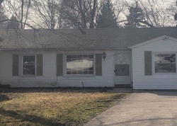 Pre-foreclosure Listing in N LEWIS AVE WAUKEGAN, IL 60087