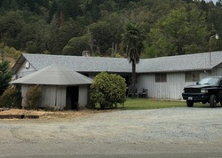 Pre-foreclosure in  SHOESTRING RD Riddle, OR 97469