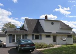 Pre-foreclosure Listing in CLOVER LN LEVITTOWN, PA 19055