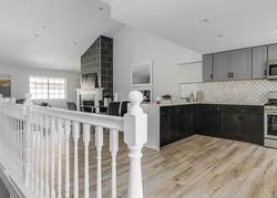 Pre-foreclosure in  CARNEGIE LN APT B Redondo Beach, CA 90278