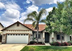 Pre-foreclosure Listing in TINTO AVE TULARE, CA 93274