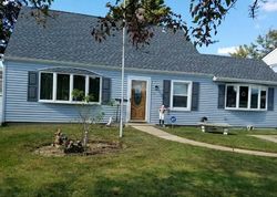 Pre-foreclosure Listing in WANTAGH AVE LEVITTOWN, NY 11756