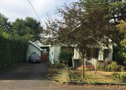 Pre-foreclosure in  NE BEECH ST Portland, OR 97220