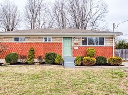 Pre-foreclosure in  CARNATION DR Louisville, KY 40258