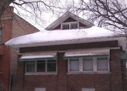 Pre-foreclosure in  S ELIZABETH ST Chicago, IL 60620