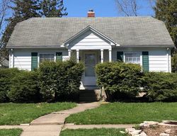 Pre-foreclosure Listing in E HENRY ST PONTIAC, IL 61764