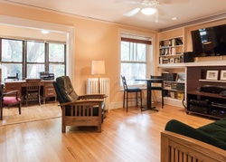 Pre-foreclosure in  W ROSEMONT AVE Chicago, IL 60660