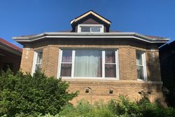 Pre-foreclosure in  S MERRILL AVE Chicago, IL 60617