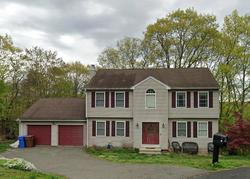 Pre-foreclosure in  EDGEWOOD AVE Shelton, CT 06484