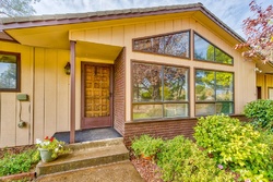  Livona Ln, Redding CA