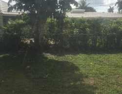 Pre-foreclosure in  N FIG TREE LN Fort Lauderdale, FL 33317