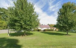 Pre-foreclosure in  W GENESEE RD Baldwinsville, NY 13027