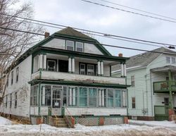 Pre-foreclosure Listing in RIVERSIDE DR AUBURN, ME 04210