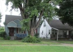 Pre-foreclosure in  WALLIE ANN CT Louisville, KY 40210