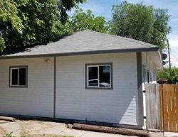 Pre-foreclosure Listing in 13TH AVE N NAMPA, ID 83687