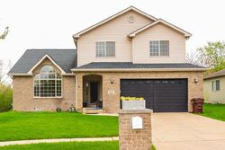 Pre-foreclosure in  CASSANDRA LN University Park, IL 60484