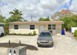 Pre-foreclosure in  NE 10TH AVE Pompano Beach, FL 33064