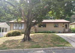  Kendall Dr, Parlin NJ