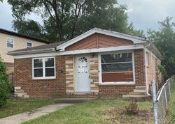 Pre-foreclosure Listing in E 155TH CT HARVEY, IL 60426