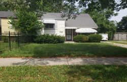 Pre-foreclosure in  S MERRION AVE Chicago, IL 60617