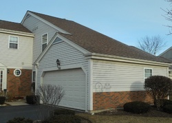 Pre-foreclosure Listing in VILLAGE CIR MARENGO, IL 60152