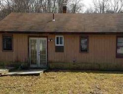 Pre-foreclosure Listing in SOUTHRIDGE DR WILLIMANTIC, CT 06226