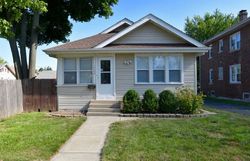 Pre-foreclosure Listing in CATALPA ST WAUKEGAN, IL 60085