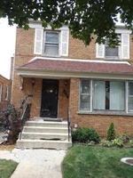 Pre-foreclosure in  S RIDGELAND AVE Chicago, IL 60617