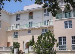 Pre-foreclosure in  MERIDIAN AVE  Miami Beach, FL 33139