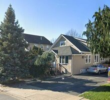 Pre-foreclosure in  CHERRY CT Oceanside, NY 11572